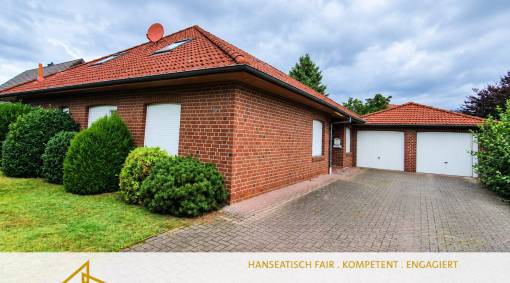 Geschmackvoll renovierte und sanierte DHH mit Garten, Terrasse & Garage